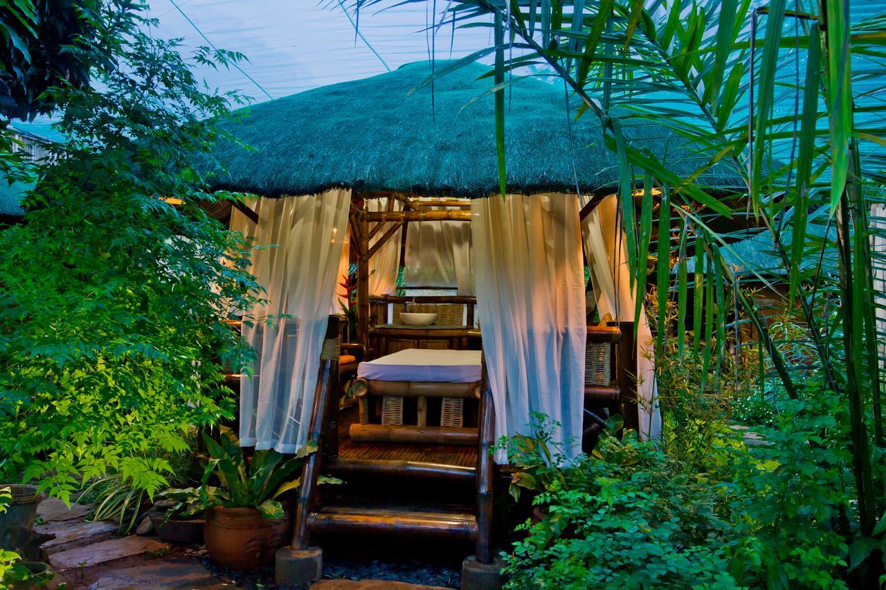 Oyo 678 Blessie'S Bed And Breakfast Puerto Princesa Esterno foto